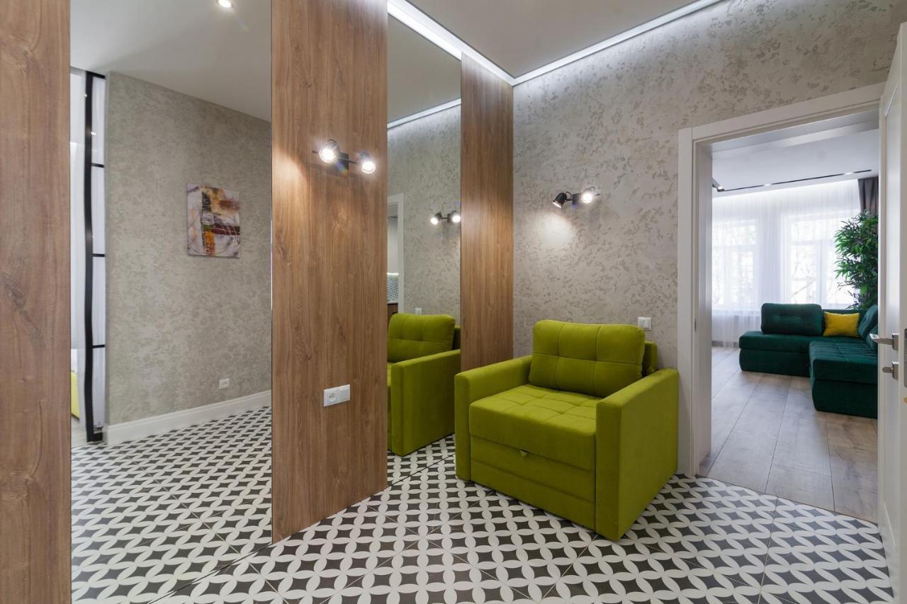 Royal Vip Apartment On Pidmurna 24 Lviv Bagian luar foto
