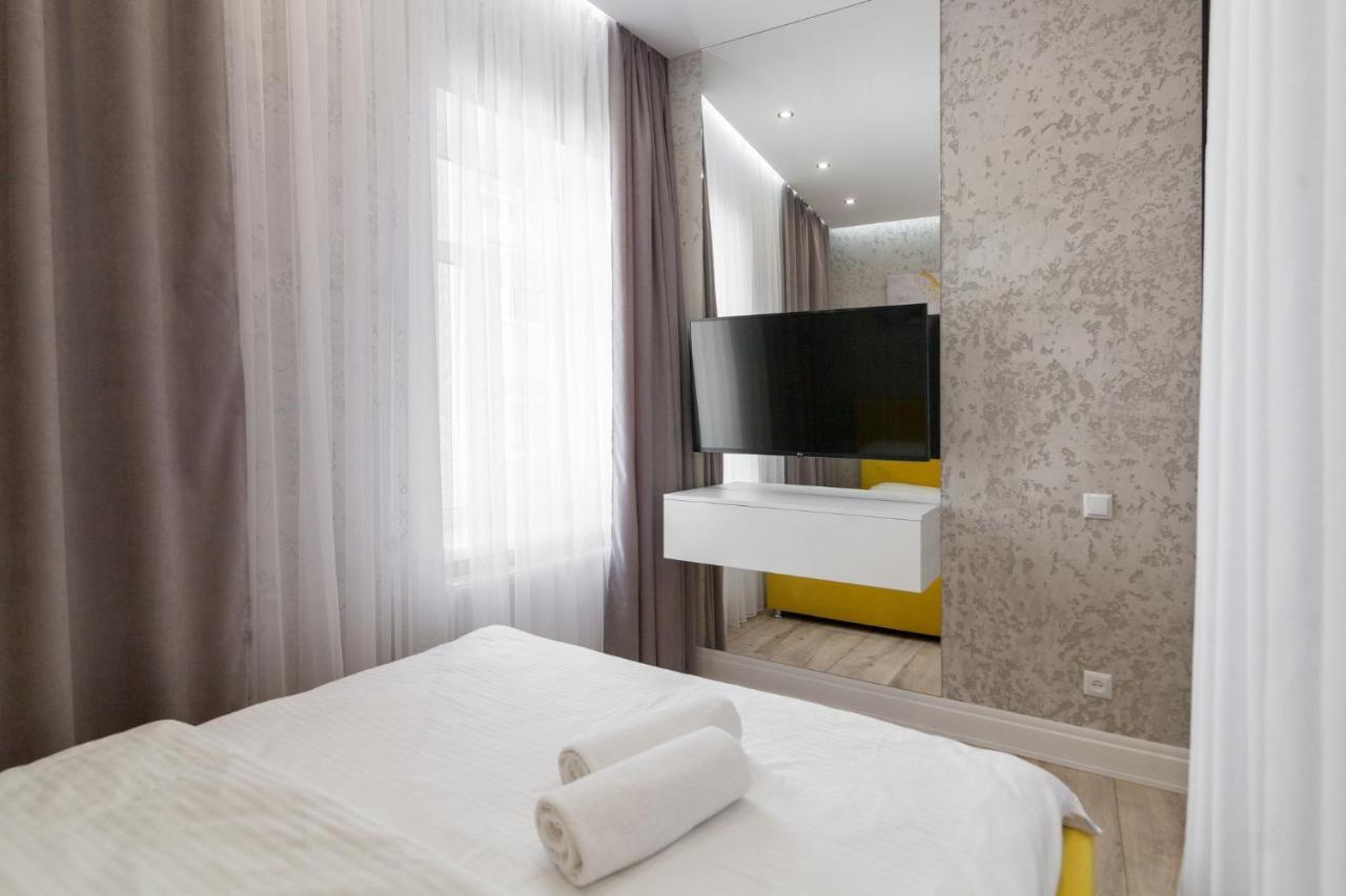 Royal Vip Apartment On Pidmurna 24 Lviv Bagian luar foto