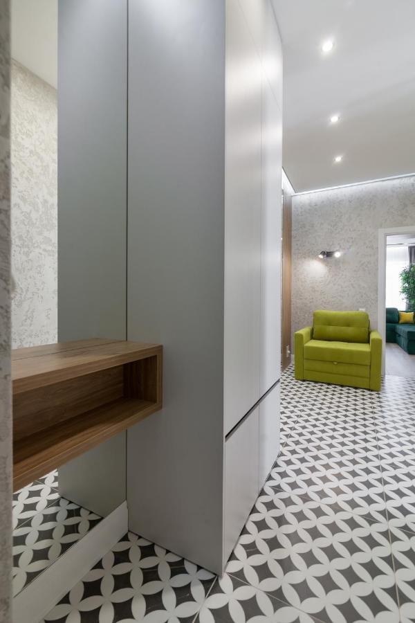Royal Vip Apartment On Pidmurna 24 Lviv Bagian luar foto